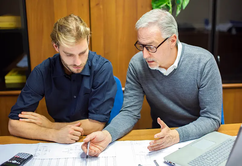 Projekt- og bemandingsplanlægning – gennemgang af tegninger og opgaver